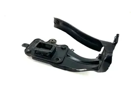 Mercedes-Benz E W211 Soporte para el marco panal de radiador A2113270090