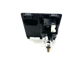 BMW X5 F15 Connettore plug in USB 9252108