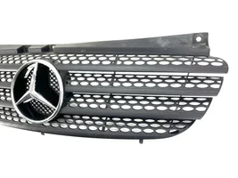 Mercedes-Benz Vito Viano W639 Maskownica / Grill / Atrapa górna chłodnicy A6398800185