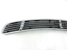 Mercedes-Benz S W220 Bonnet/hood grill 2208800205