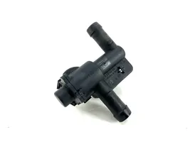 Volkswagen Touareg II Pompe à eau de liquide de refroidissement 7PP819810A