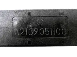 Mercedes-Benz E W213 Radion pystyantenni A2139051100