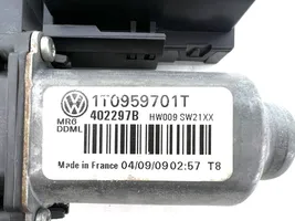 Volkswagen Caddy Moteur de lève-vitre de porte avant 5K0959793