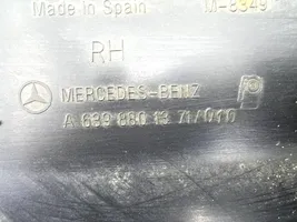 Mercedes-Benz Vito Viano W639 Kampinė galinio bamperio dalis A6398801371