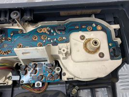 Mitsubishi Pajero Tachimetro (quadro strumenti) MB716924