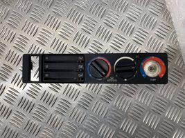 BMW 5 E34 Panel klimatyzacji 8351653