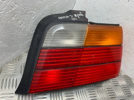 BMW 3 E36 Galinis žibintas kėbule 63259