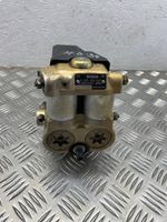 Mercedes-Benz E W124 ABS Pump 0265200043