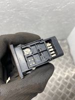 Toyota Land Cruiser (HDJ90) Interruttore luci di emergenza 157963