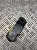 Volvo V70 Serratura del tappo del serbatoio del carburante 30716837