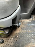 Volkswagen Transporter - Caravelle T5 Front driver seat 