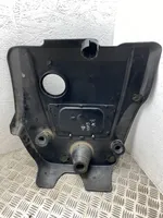 Volkswagen Golf IV Couvercle cache moteur 038103925