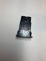 Toyota Land Cruiser (J100) Hazard light switch 157963