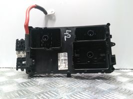 Opel Insignia A Fuse module 13275881