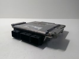 Citroen C8 Calculateur moteur ECU 0281011033