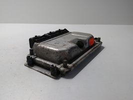 Citroen Xsara Picasso Calculateur moteur ECU 0261207318