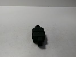 Volvo V70 Interruttore del pedale del freno 8622064