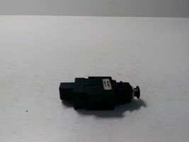 Volvo V70 Interruttore del pedale del freno 8622064