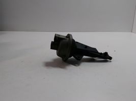 Ford Mondeo Mk III Valve vacuum 1S7G9L492