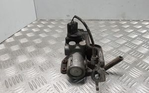 Toyota Prius (XW20) Regolatore di pressione del freno 4727047010