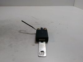 Mercedes-Benz E W210 Amplificatore antenna 2108201489