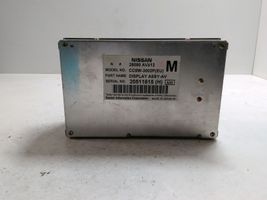 Nissan Almera Tino Monitori/näyttö/pieni näyttö 28090AV612