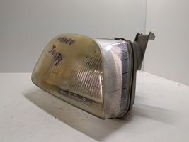 Subaru Justy Lampa przednia 88204582