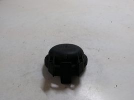 Mercedes-Benz A W168 Osłona żarówki lampy przedniej 1305239069