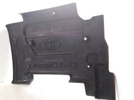 Toyota Avensis T220 Variklio dangtis (apdaila) 1261127021