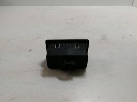 Mercedes-Benz ML W163 Luz interna puerta delantera A1638202401