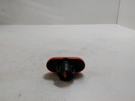 Renault Clio II Indicatore di direzione del parafango anteriore 7700822136