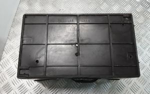 Mitsubishi Pajero Support boîte de batterie MR411561