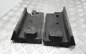 Land Rover Range Rover Sport L320 Absorber zderzaka tylnego AH3217D929AA