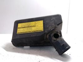 Toyota Avensis T220 Caja del filtro de aire 2202027010