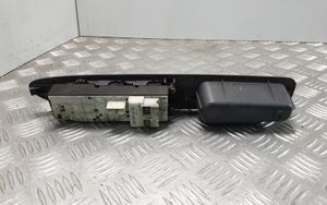Toyota Picnic Interrupteur commade lève-vitre 8482044020