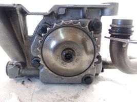 Audi A4 S4 B7 8E 8H Pompe à huile 059115105H