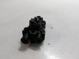 Mercedes-Benz ML W163 Pompe d'injection de carburant à haute pression A6110900250