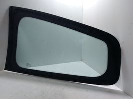 Renault Clio III Fenêtre latérale avant / vitre triangulaire 