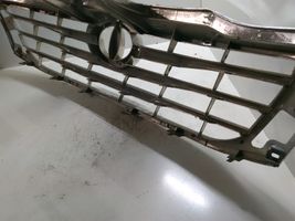 Toyota Hilux (AN10, AN20, AN30) Grille calandre supérieure de pare-chocs avant 531110K450670