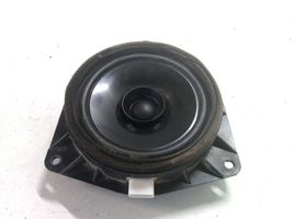 Toyota Corolla Verso E121 Altoparlante portiera posteriore 8616044130