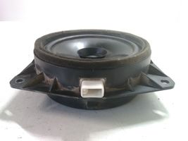 Toyota Corolla Verso E121 Takaoven kaiutin 8616044130