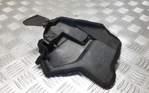 Toyota Verso Altra parte del vano motore 557370F020