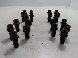 Volkswagen Caddy Nuts/bolts 