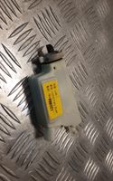 Renault Latitude (L70) Verrouillage du bouchon du réservoir de carburant 788266677R