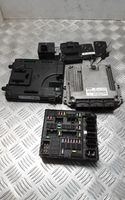 Renault Latitude (L70) Komputer / Sterownik ECU i komplet kluczy 0281017614