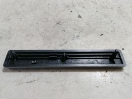 Porsche Cayenne (9PA) Rivestimento del vano portaoggetti del cruscotto 7L5857226