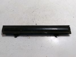 Volkswagen Touareg I Couvercle cache filtre habitacle 7H1819913