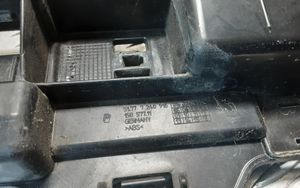 BMW 1 F20 F21 Inny części progu i słupka 7240916