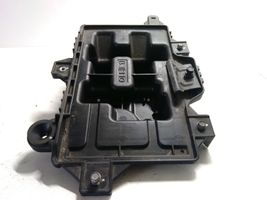 KIA Sportage Boîte de batterie 37150F1500