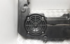 Audi A4 Allroad Subwoofer-bassokaiutin 8K9035382A